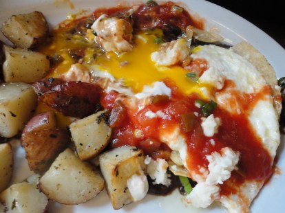It was still a little early in the day so my brother ordered Huevos Rancheros. Muy Bueno!